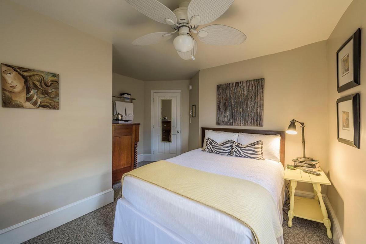 Rehoboth Guest House (Adults Only) 里霍博斯比奇 外观 照片